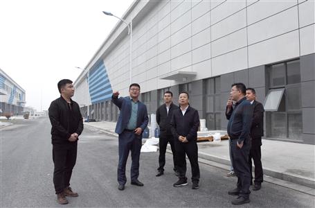 覃振華到江蘇、安徽兩地調(diào)研市場(chǎng)經(jīng)營